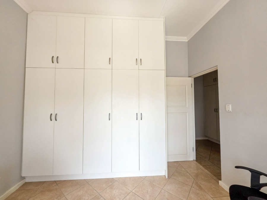1 Bedroom Property for Sale in Stilbaai Western Cape